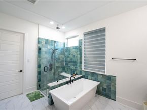 10904  Hollydale Road , Frisco Texas 75035