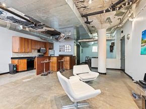 1122  Jackson Street  718, Dallas Texas 75202