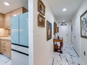 1200  Main Street  701, Dallas Texas 75202