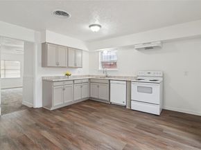 7840  Larchridge Drive , Dallas Texas 75232