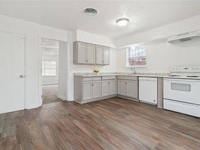 7840  Larchridge Drive , Dallas Texas 75232