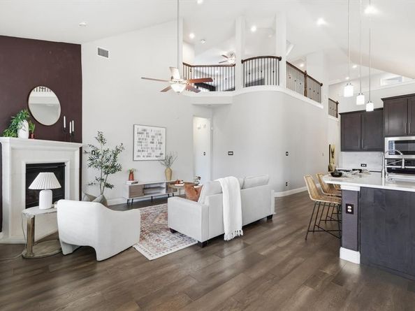 1912  Somerville Circle , Lantana Texas 76226