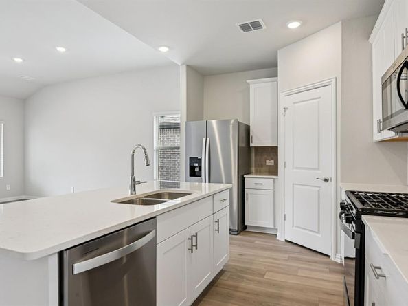 2709  Grand Teton Drive , Anna Texas 75409