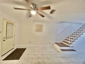 625  Carriagehouse   G 1, Garland Texas 75040