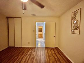 625  Carriagehouse   G 1, Garland Texas 75040