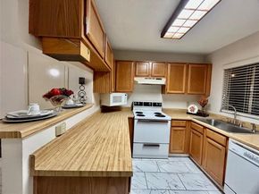 625  Carriagehouse   G 1, Garland Texas 75040