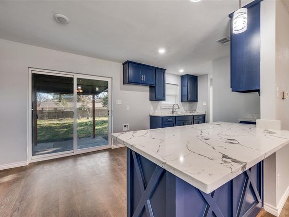 13710  Charcoal Lane , Farmers Branch Texas 75234