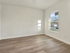 1265 E Maddox Avenue , Fort Worth Texas 76104