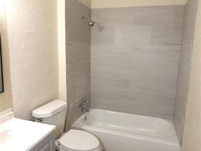 9830  BLUFFCREEK Drive , Dallas Texas 75227