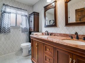 1365  Forestglen Drive , Lewisville Texas 75067