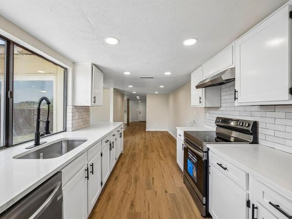 11711  Kilkirk Lane , Dallas Texas 75228