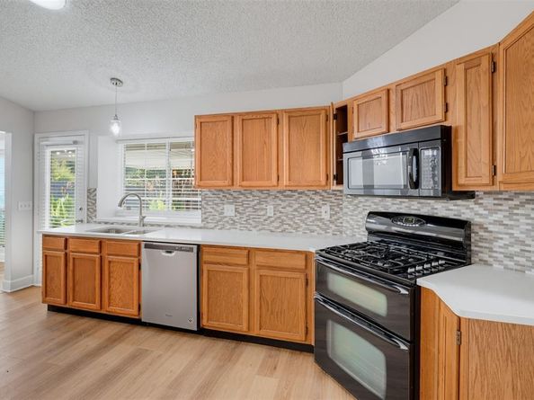 404  Spencer Circle , Grand Prairie Texas 75052