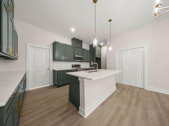 1630  Bessie Street , Fort Worth Texas 76104