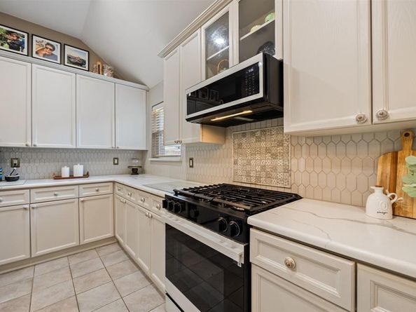 3528  Kales Lane , Flower Mound Texas 75022