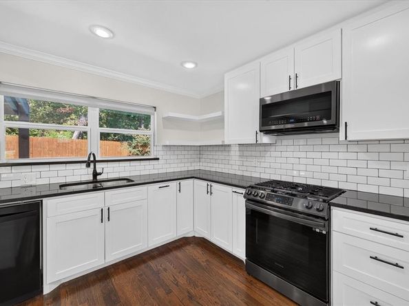 721  Owensons Drive , Dallas Texas 75224