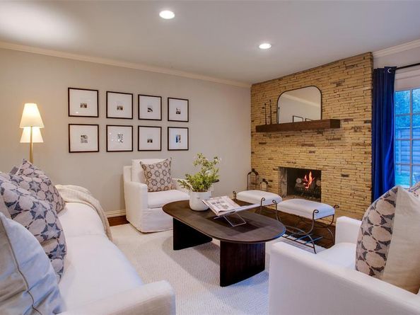 3918  Royal Palms Court , Dallas Texas 75244