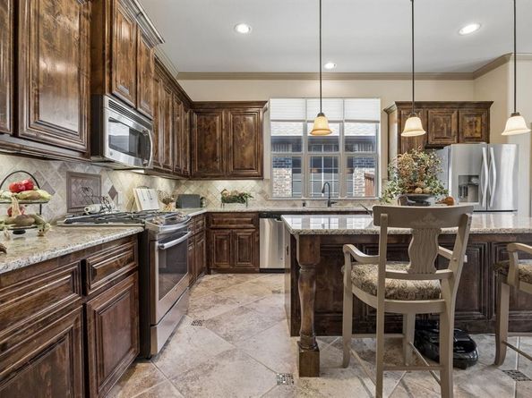 586  Bordeaux Drive , Rockwall Texas 75087