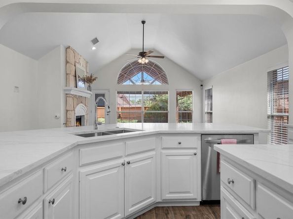 8748  Dayton Drive , Lantana Texas 76226