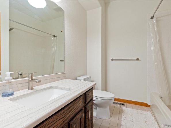 7592 S Monaco Way, Centennial CO 80112