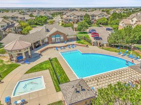 5756 N Genoa Way 12105, Aurora CO 80019