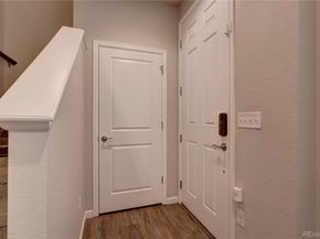 560 E Dry Creek Place, Littleton CO 80122