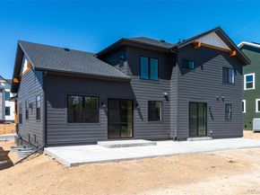 13873 Muirfield Circle, Broomfield CO 80023