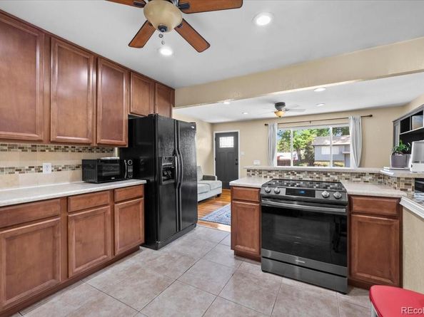2069 E 116th Avenue, Northglenn CO 80233