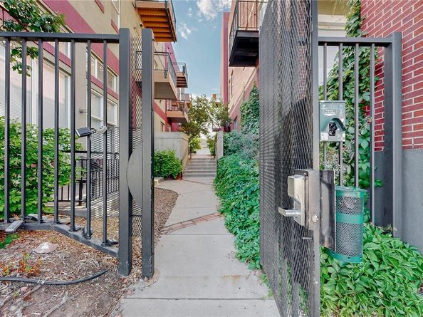 1521 Central Street 2D, Denver CO 80211