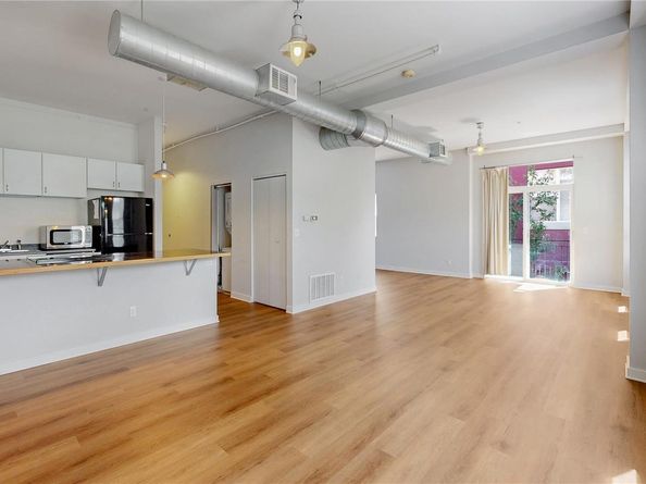 1521 Central Street 2D, Denver CO 80211