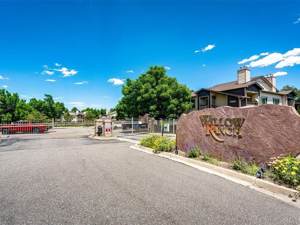 5439 S Dover Street 101, Littleton CO 80123