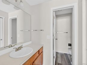 2179 S Scranton Way 103, Aurora CO 80014