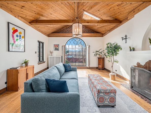Undisclosed Address #6358848, Denver CO 80207