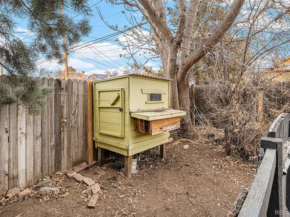 Undisclosed Address #6358848, Denver CO 80207