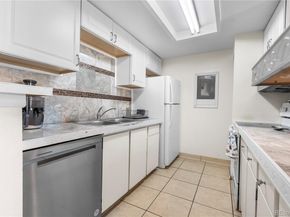 921 S Walden Street 105, Aurora CO 80017