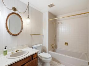 8524 W 10th Avenue, Lakewood CO 80215