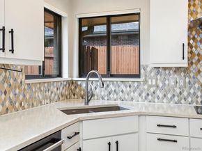 8524 W 10th Avenue, Lakewood CO 80215