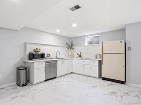 8524 W 10th Avenue, Lakewood CO 80215