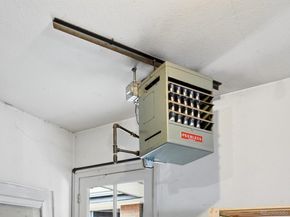 8524 W 10th Avenue, Lakewood CO 80215