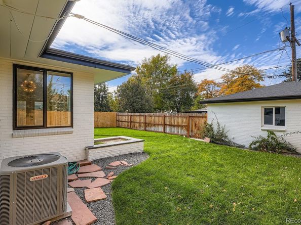 2655 Monaco Parkway, Denver CO 80207