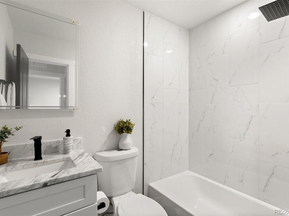 2655 Monaco Parkway, Denver CO 80207