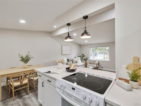 7809 Greenleaf Lane, Denver CO 80221