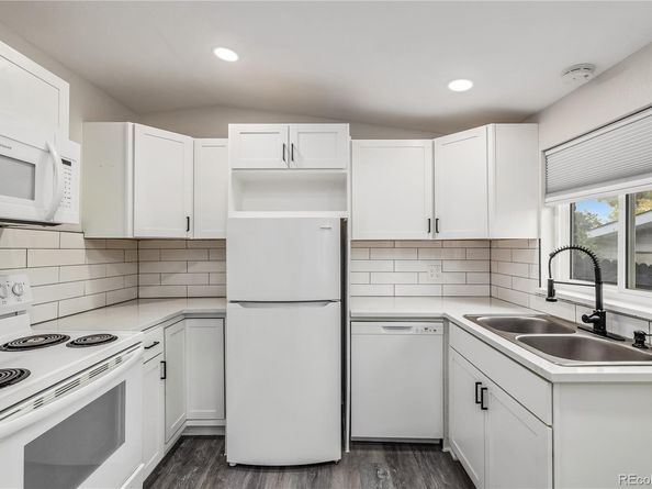 7809 Greenleaf Lane, Denver CO 80221