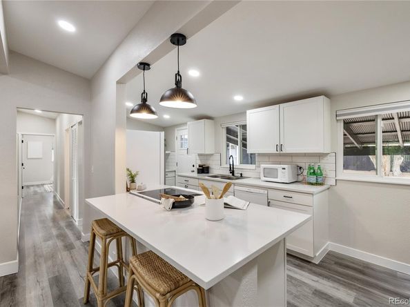 7809 Greenleaf Lane, Denver CO 80221