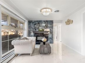 555 Everett Street, Lakewood CO 80226