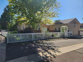 221 Homestead Parkway, Longmont CO 80504