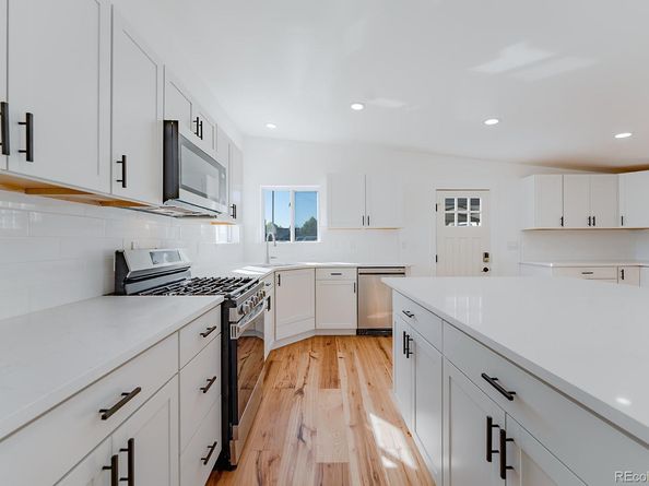 8055 Simms Street, Arvada CO 80005