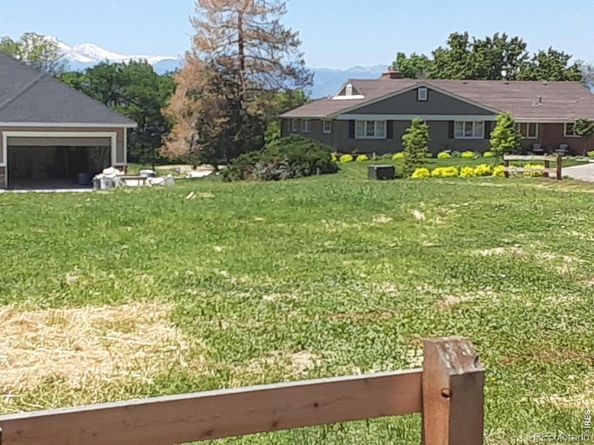 2128 Longs Peak Avenue, Longmont CO 80501