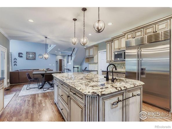 2020 Creekside Drive, Longmont CO 80504