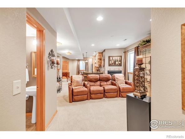 806 Bittersweet Lane, Longmont CO 80503