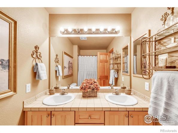 806 Bittersweet Lane, Longmont CO 80503
